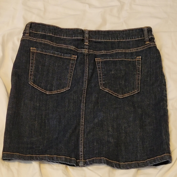 Jean skirt - Picture 2 of 3